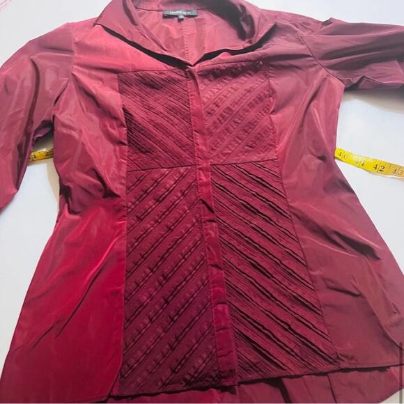 Lafayette 148 Top Size 4 Button Up Long Sleeve Pleated Burgundy - Picture 5 of 6
